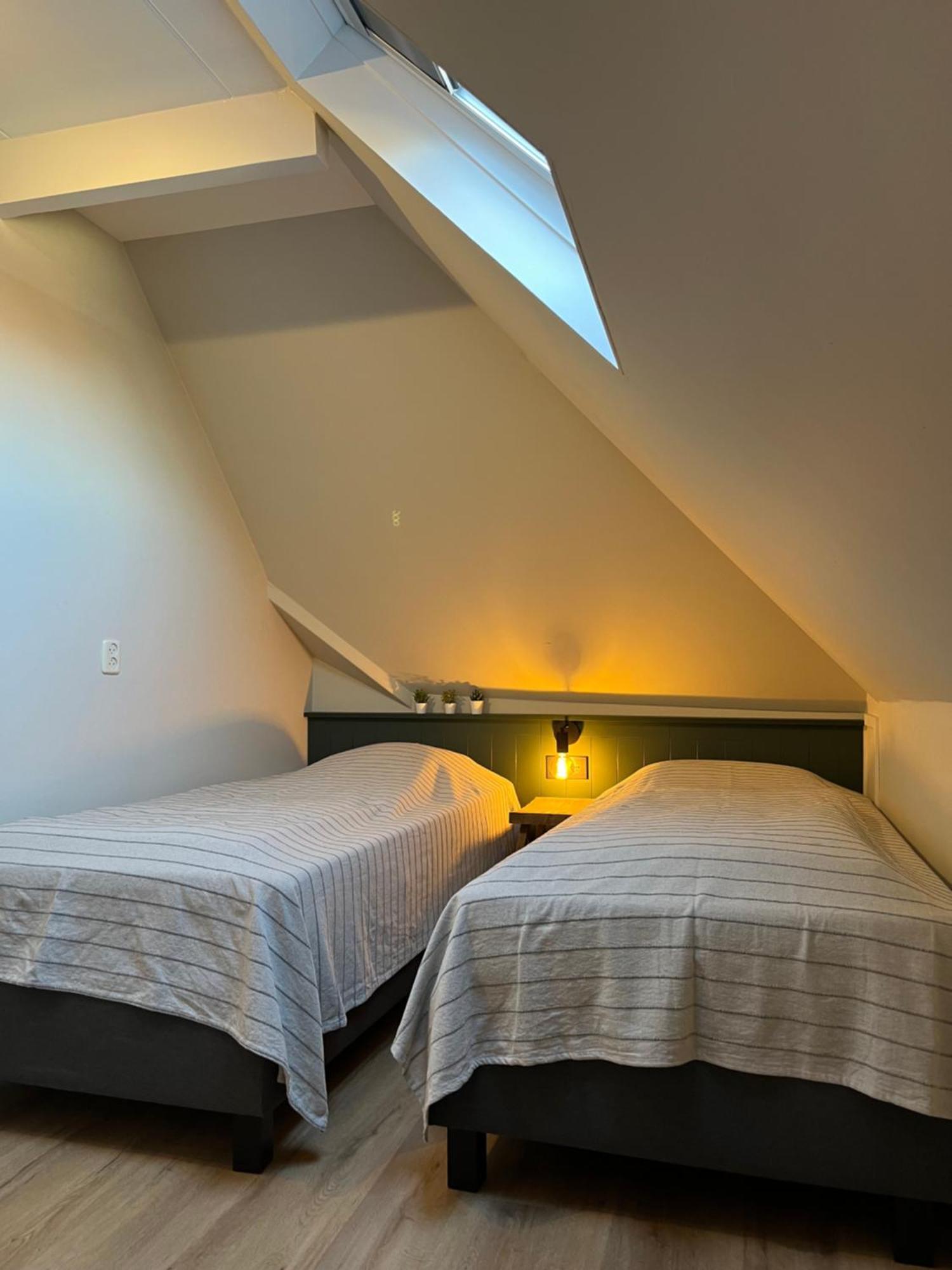 It Buthus Apartment Baaiduinen Bagian luar foto